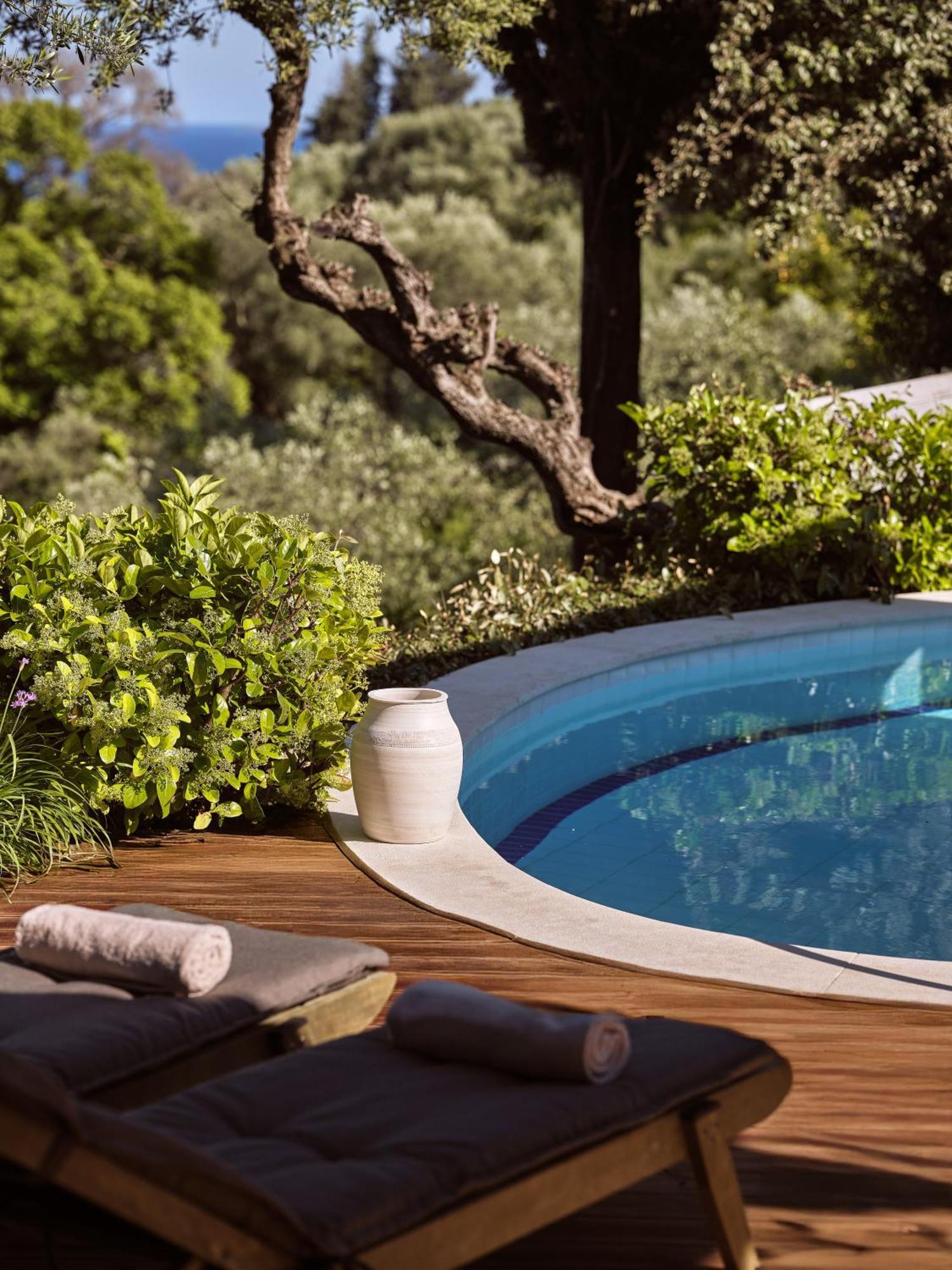 Chris & Jo Villas, Enchanting Escapes, With Heated Pools & Seaviews By Thinkvilla ไซคิย์นธอสทาวน์ ภายนอก รูปภาพ