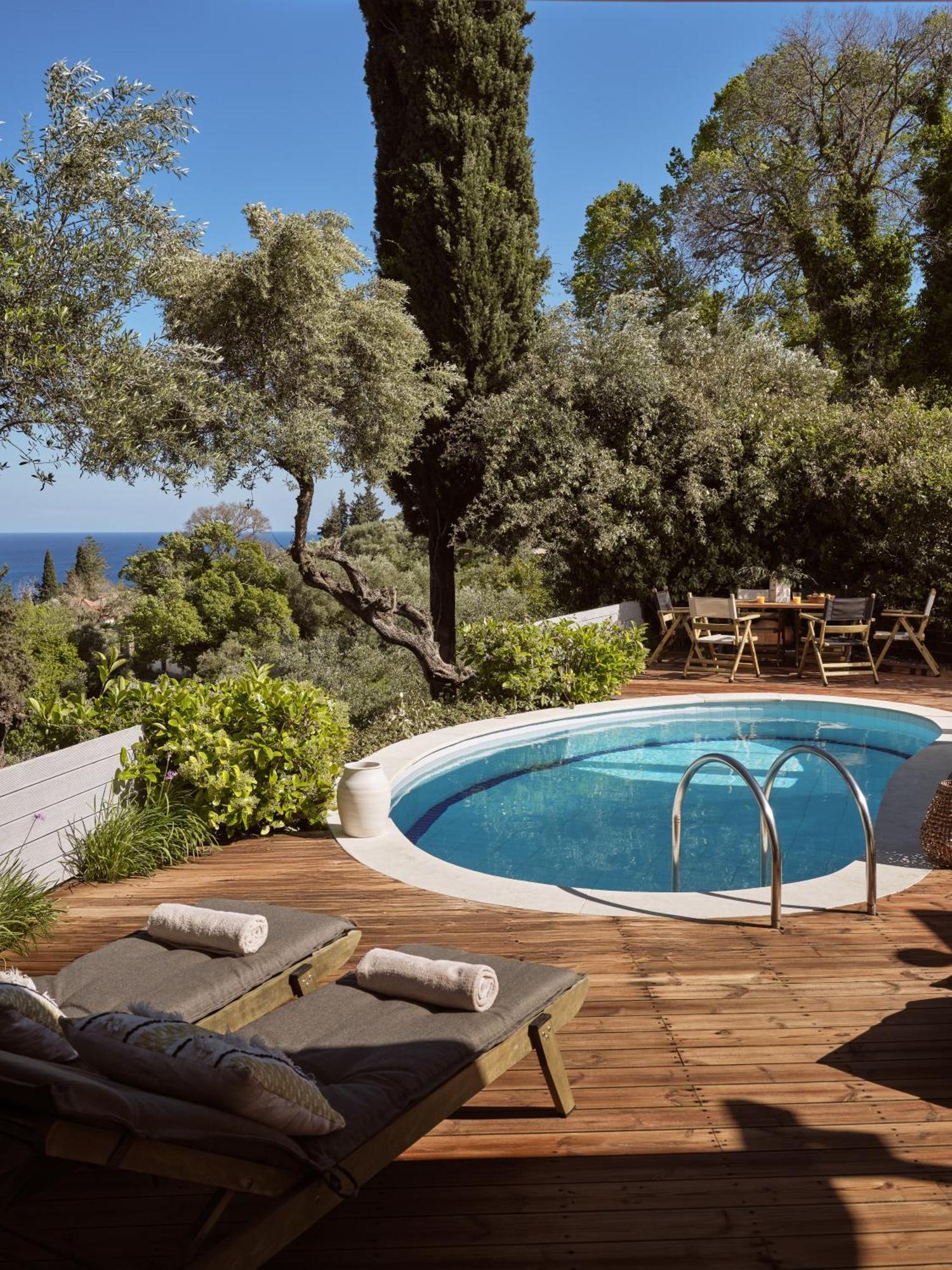 Chris & Jo Villas, Enchanting Escapes, With Heated Pools & Seaviews By Thinkvilla ไซคิย์นธอสทาวน์ ภายนอก รูปภาพ